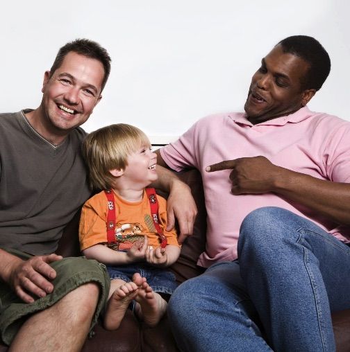 Confesiones de Medianoche: `Yo soy un hombre gay pero mi hijo no lo es´ familia homoparental 4