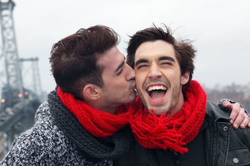 30 Cosas que toda pareja gay debería hacer al menos una vez en la vida pareja chicos